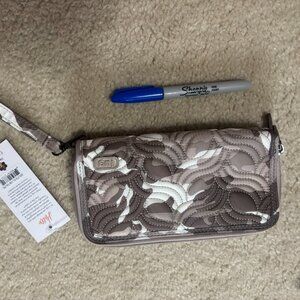 NWT lug Splits XL Wristlet in Taupe